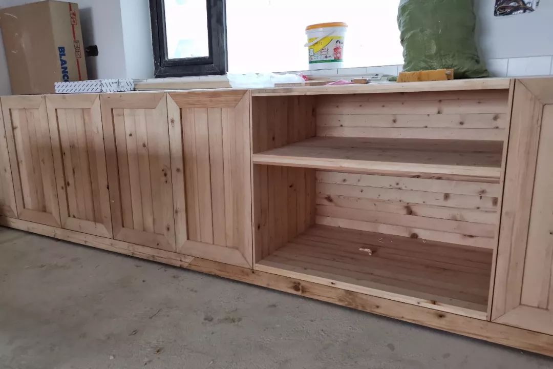 工地石膏气泡,石膏自流平施工起泡处理