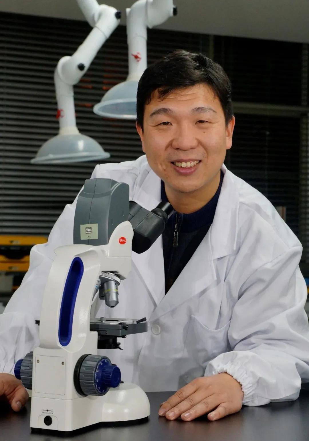 金陵小学和南师附小哪个好一些,金陵小学仙林湖校区一学期学费