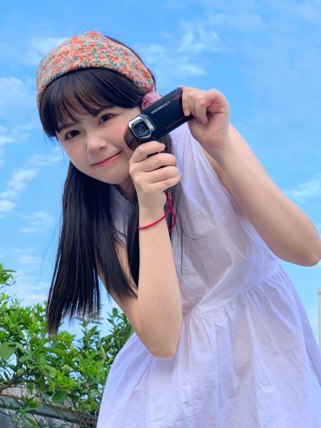 编发这样扎超美腻而且很显年轻哦,随意扎出时尚又好看的编发