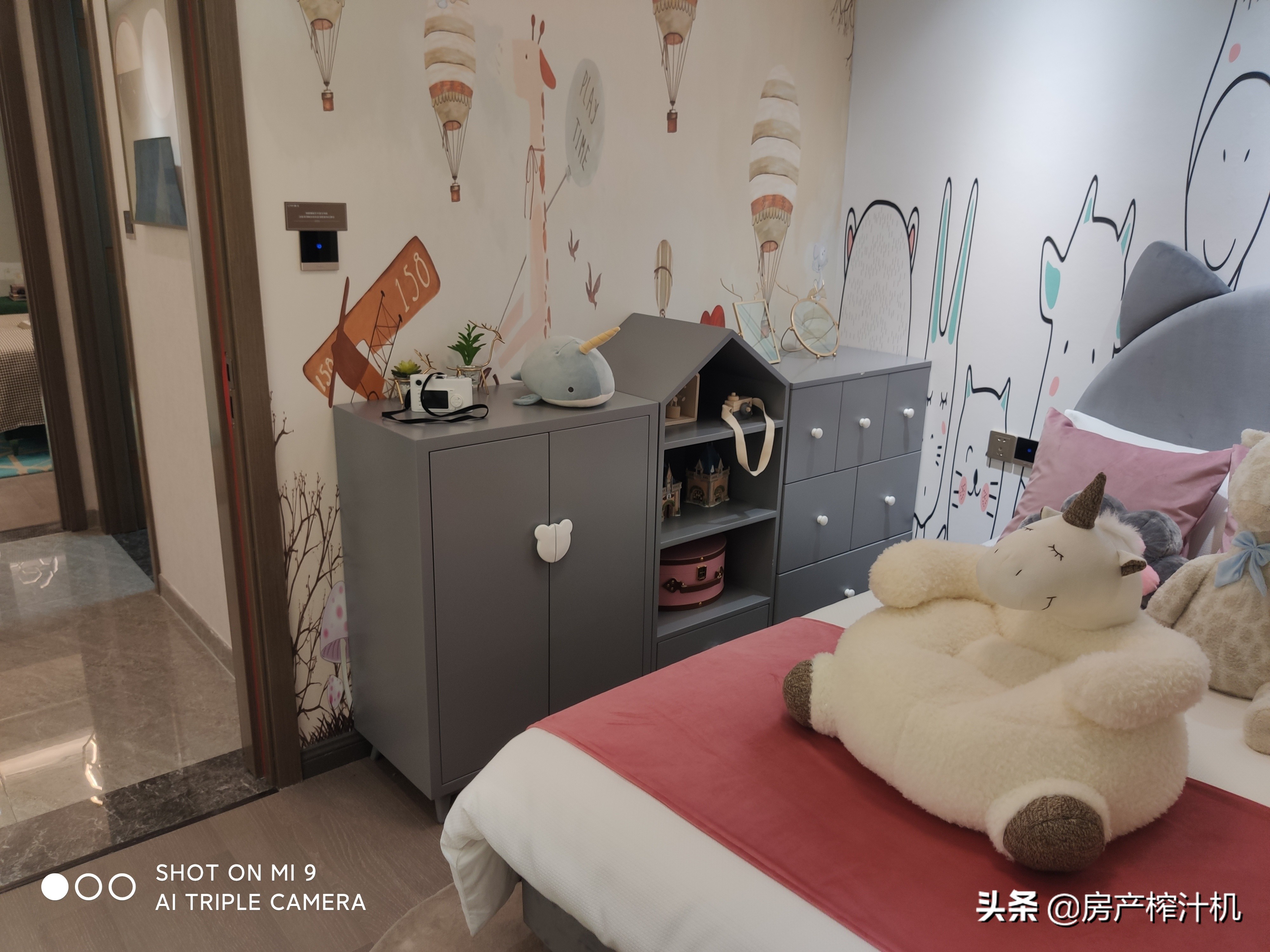 精装修跟毛坯自己装修哪个划算,精装修和毛坯房价钱一样选哪个