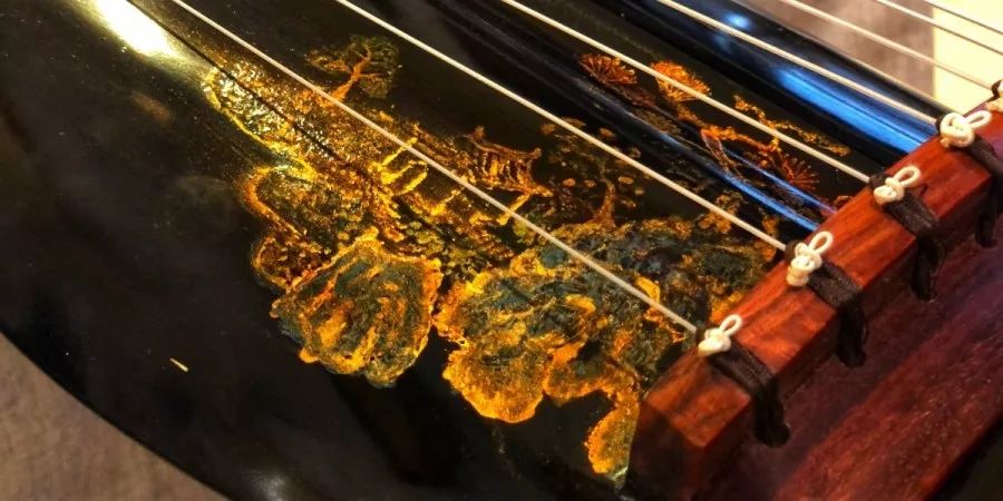 古琴基础知识入门古琴初学者必看,学古琴怎么也弹不出来古琴的韵味