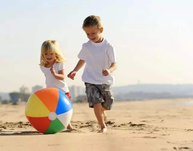 奶奶是不是真疼孩子，看这三个方面就一清二楚，嘴上说啥不要紧