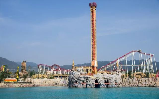 迪士尼门票vip可以玩2天,迪士尼门票一日双人套餐