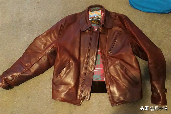 复古皮夹克怎么选,今年最流行的新款皮夹克