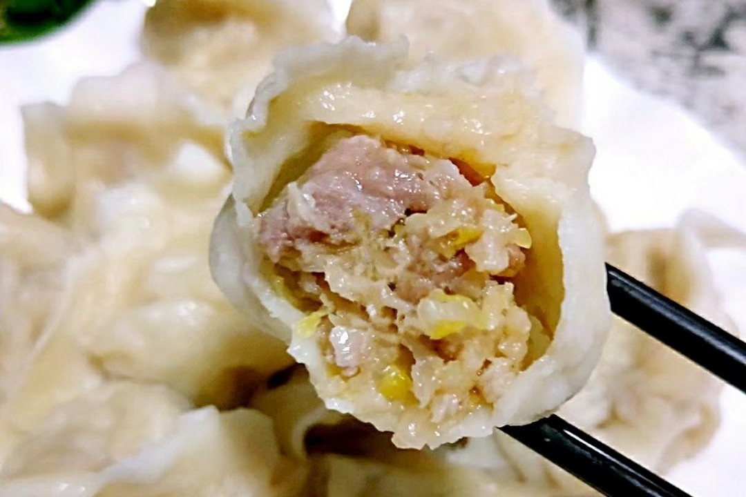 酸菜饺子调馅方法小视频,酸菜饺子怎么调馅儿素的