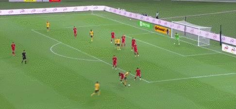 国足0比3澳大利亚集锦守门员,国足0:3澳大利亚全场