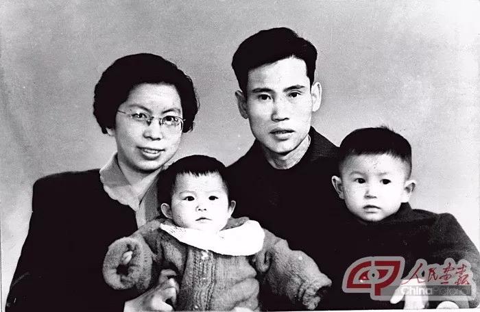 他的名字和他从事的工作，都是中国最高机密！