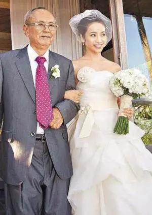 两位富豪共享*妇情**，“绿茶妈妈”林月云上位史，太精彩了