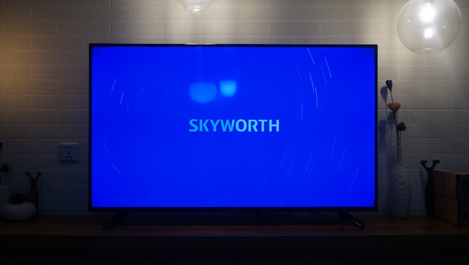 价格最低的远场语音电视，功能怎么样？创维55E33A评测