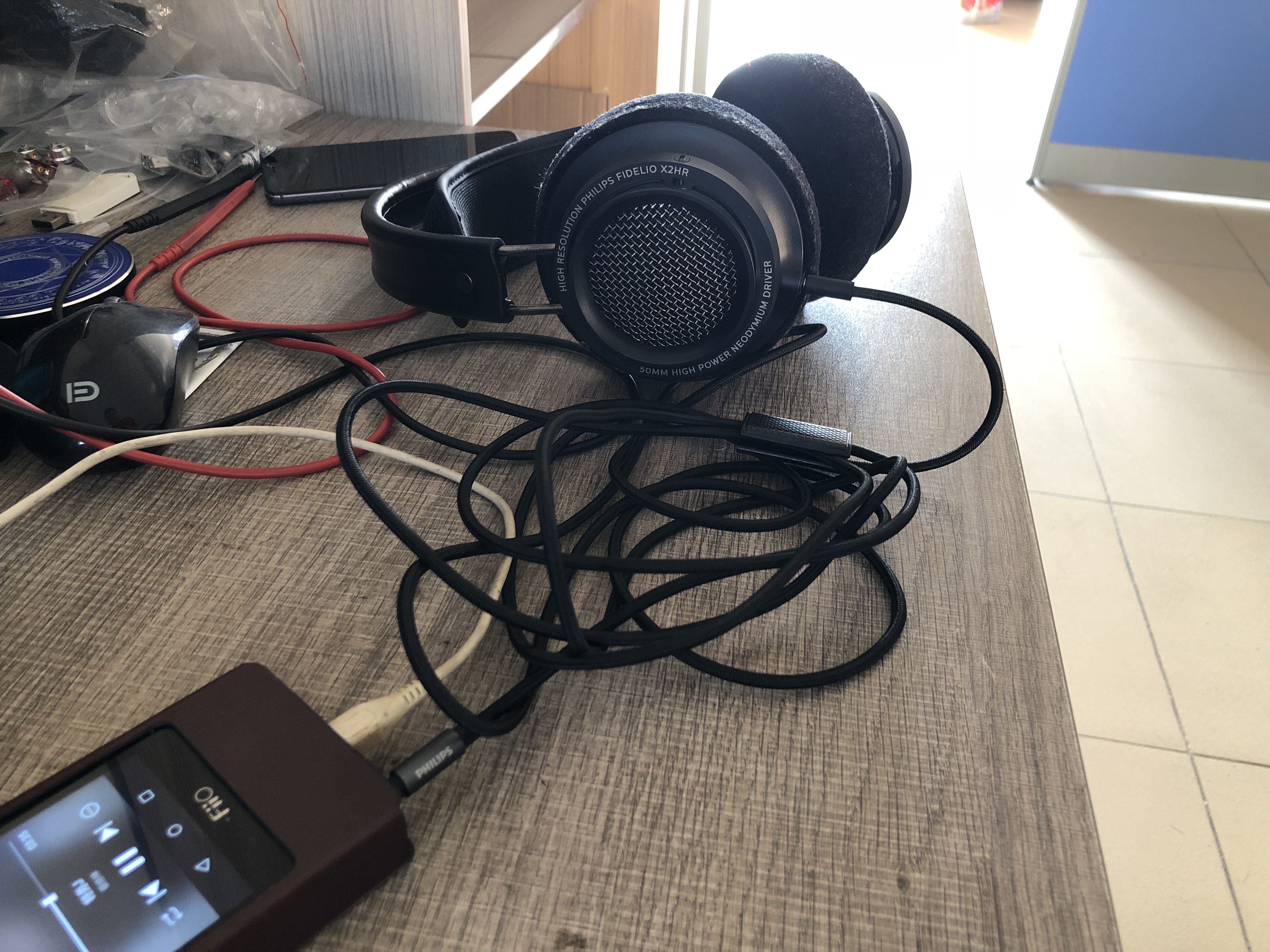 飞利浦耳机fidelio怎么拆,单元母排烧了怎么办