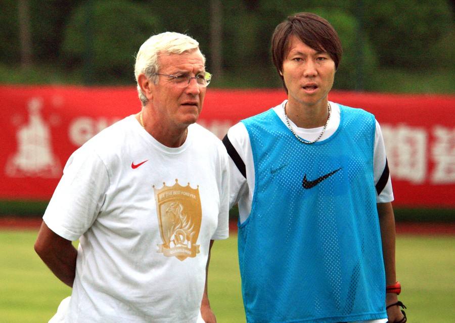 武磊2比1反超卡塔尔gif,世预赛12强赛国足武磊绝杀