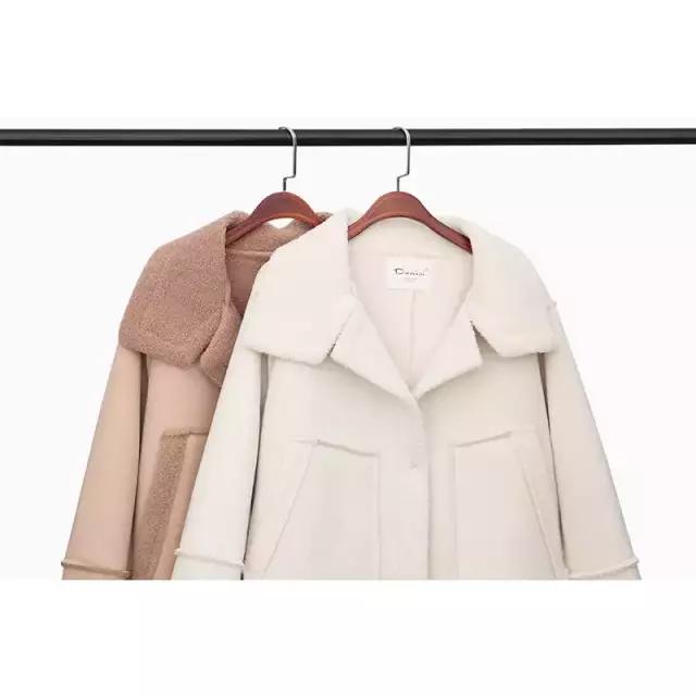 大年初一穿的挺漂亮,大年初一穿美衣