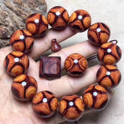 史上最权威的木质文玩手串排行,文玩木质手串最值得入手的