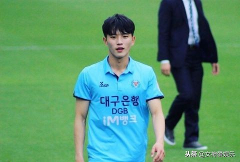 shinee金起范珉豪,shinee崔珉豪李泰民