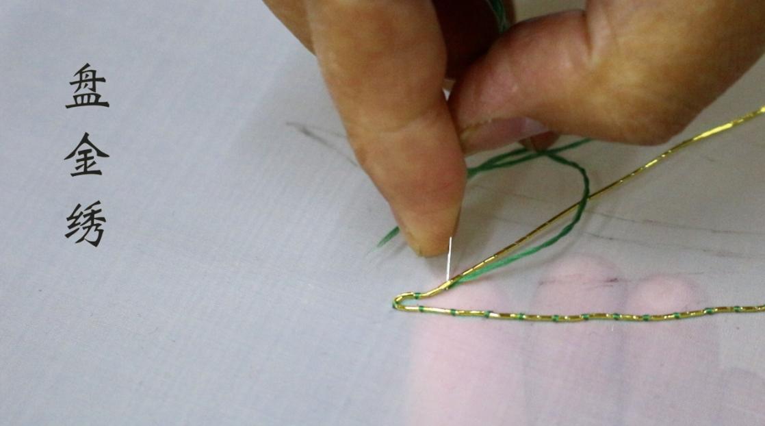 鞍山奇女子，用指尖书写满绣传奇，编写9种绣谱