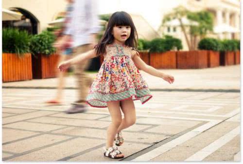 孩子衣服买大一码,小孩衣服要买那么多吗