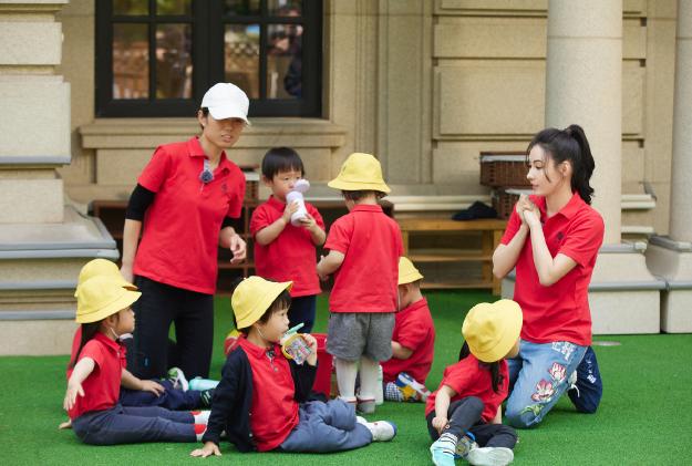 家长对孩子恶作剧怎么办,孩子爱恶作剧家长又该怎样去疏导