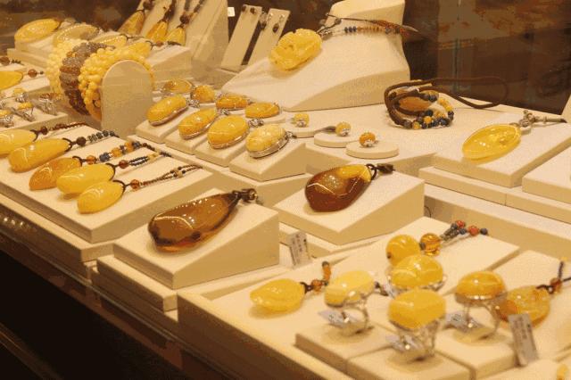 俄罗斯珠宝中国专卖,俄罗斯珠宝店加价