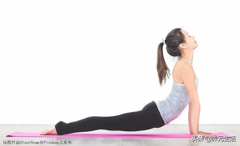 长期练拉筋最好的方法,筋长一寸寿延十年教你4招拉筋术