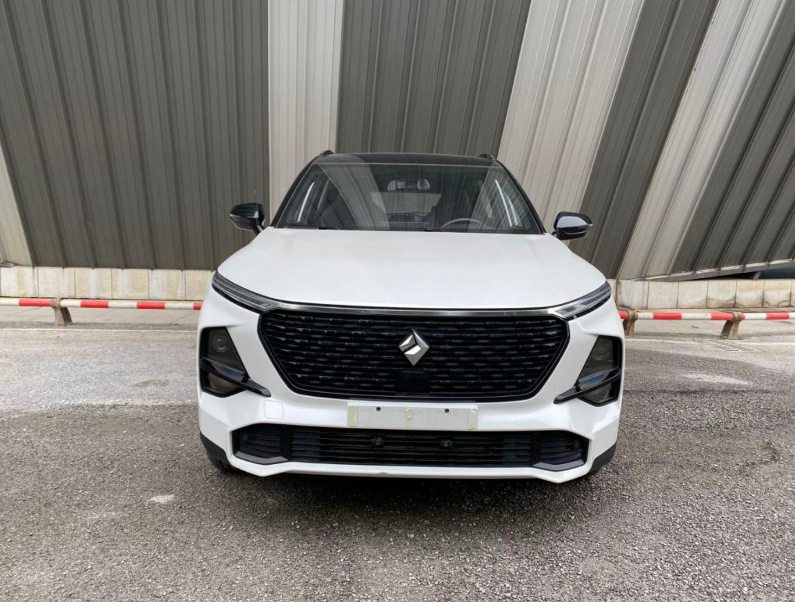 新宝骏自动挡suv8万左右的落地,10万哈弗吉利长安suv应该怎么选