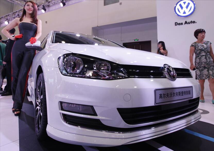 德国大众高尔夫纯电动,大众高尔夫七代1.4t弹射起步