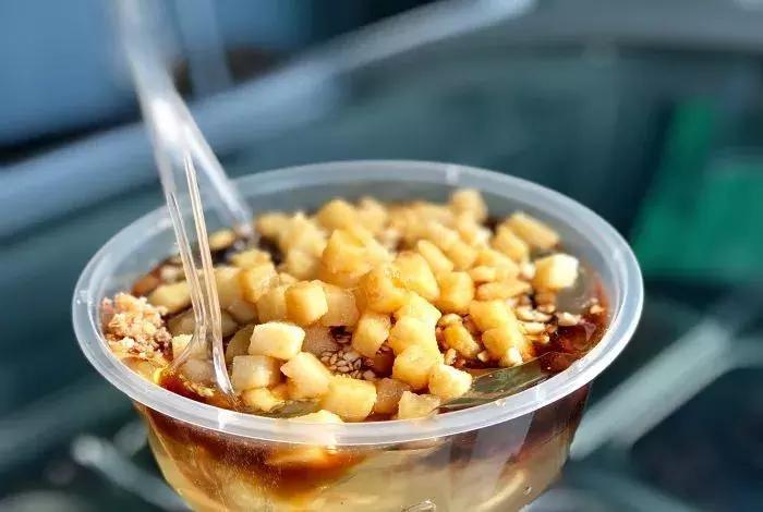 成都十大骨灰级美食一条街,成都小吃一条街排行榜