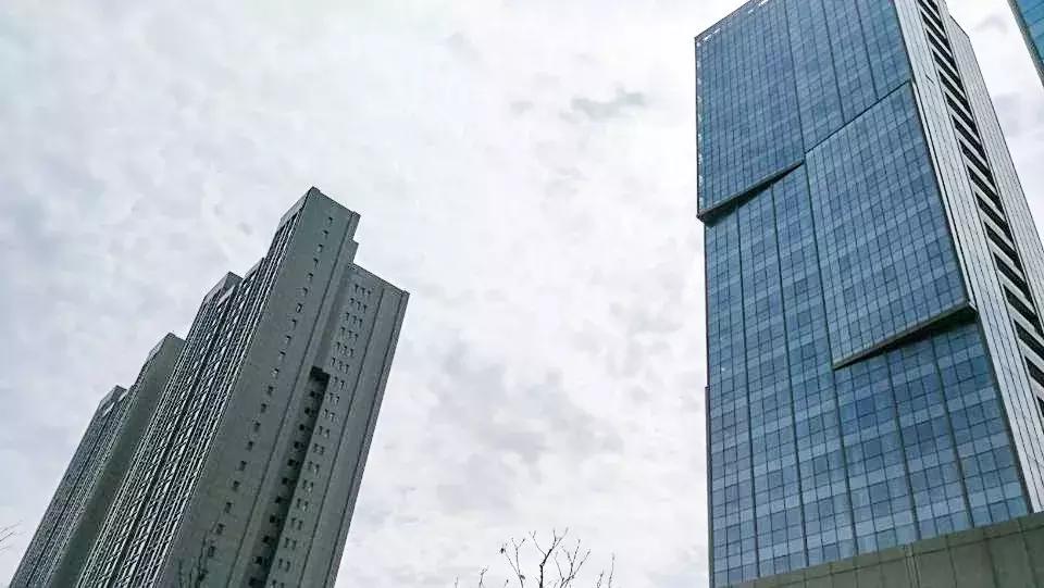 印象湖滨烂尾,印象湖滨最新消息