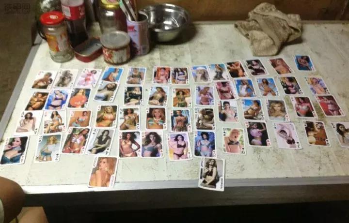 我在非洲开挖机：出门要带AK47，月薪10000+！