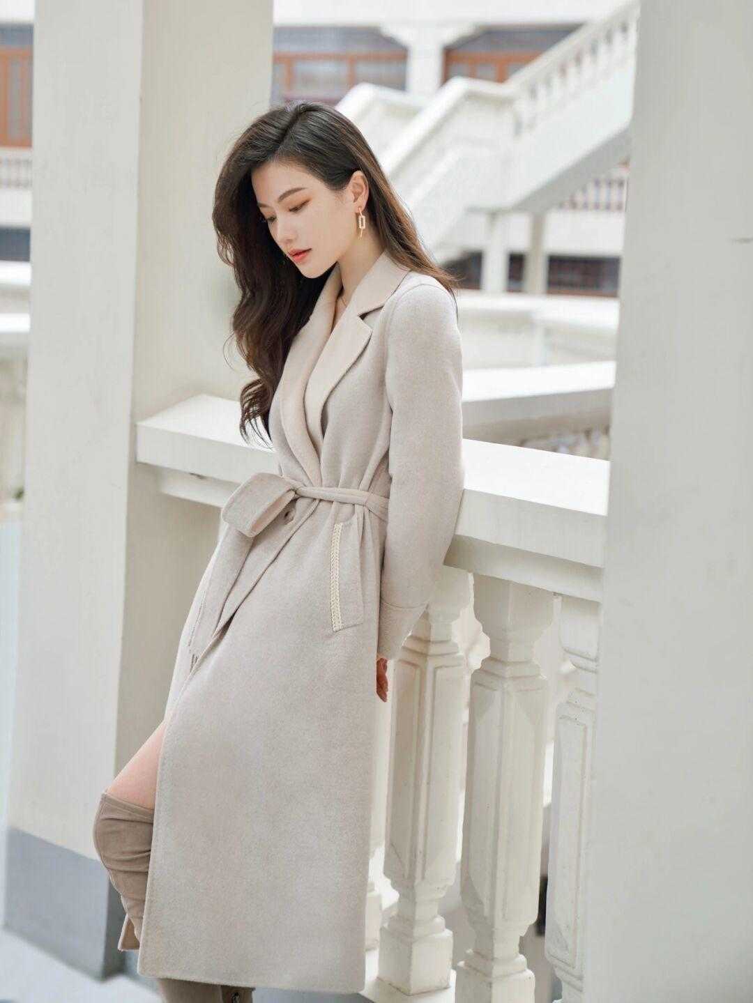 大衣穿不出来,短款收腰大衣好搭