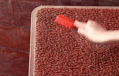 地垫应该放门里还是门外,地垫放门内好还是放门外好呢