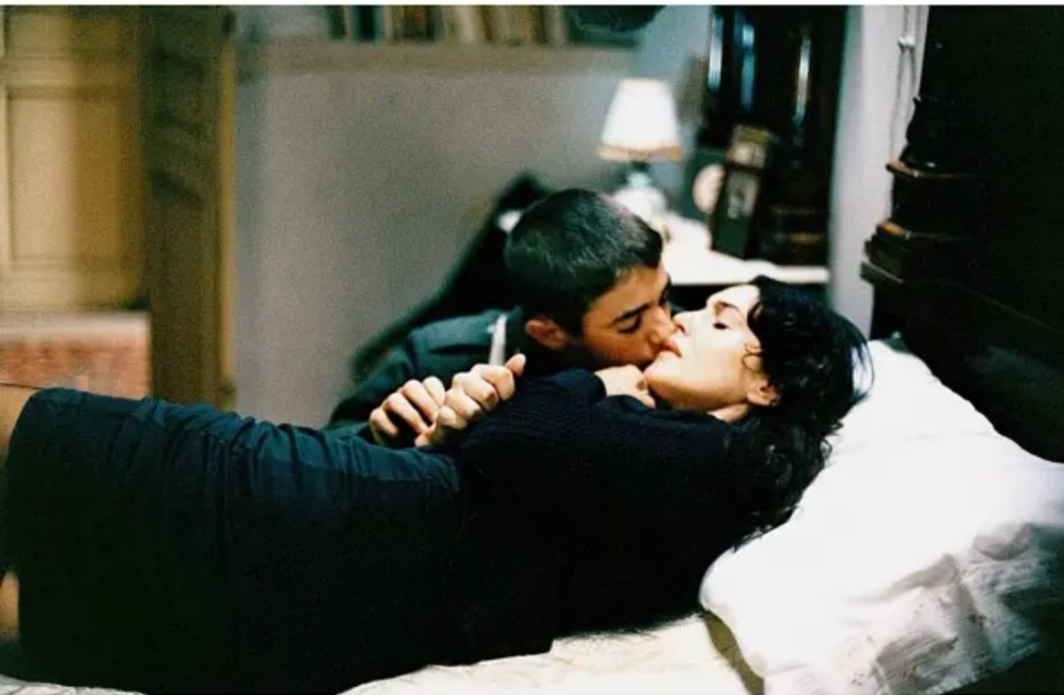 国内因大尺度沦为*片禁**，豆瓣评分却高达8.8《西西里的美丽传说》