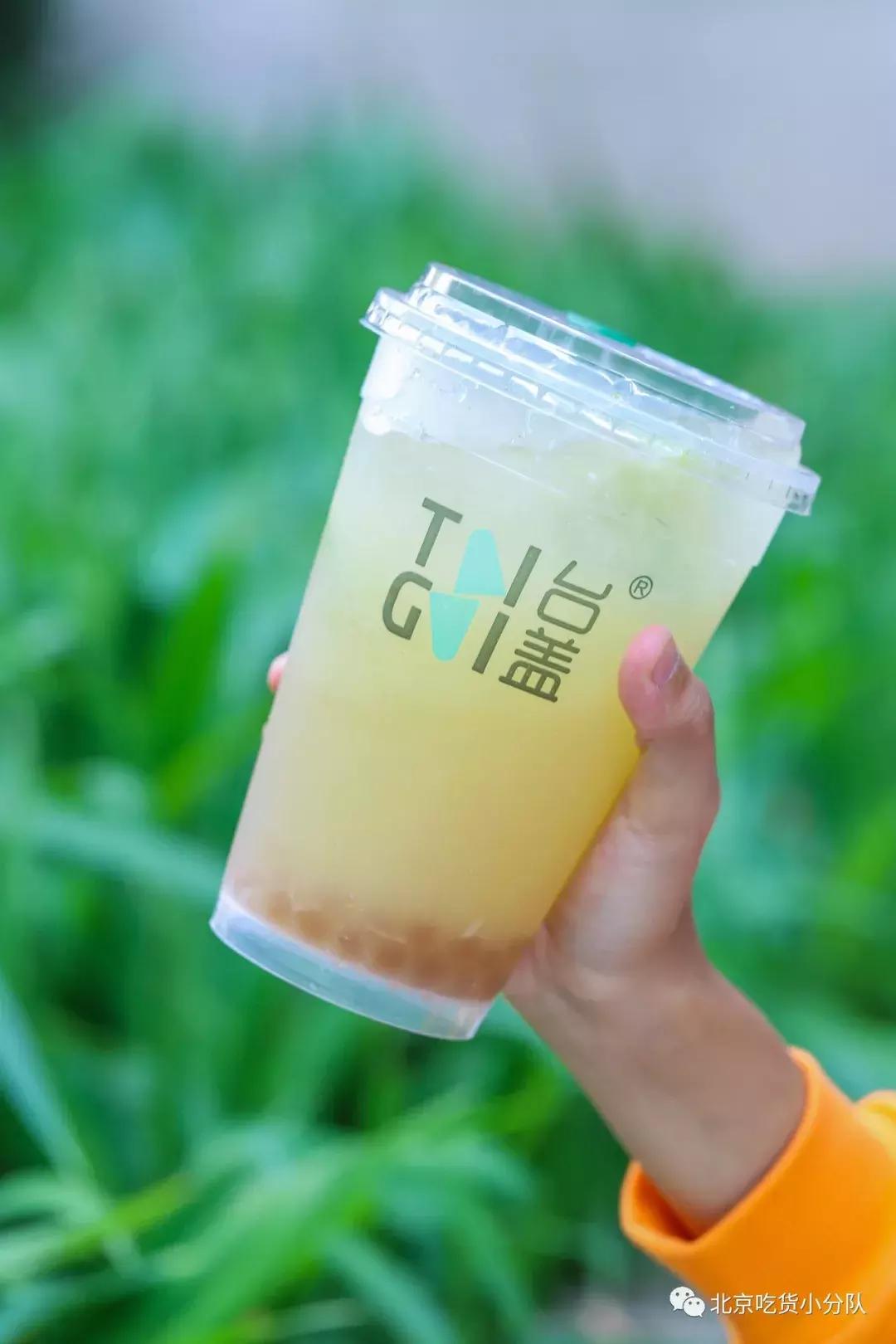 深圳四万人排队买奶茶,深圳排队2万人的奶茶叫什么