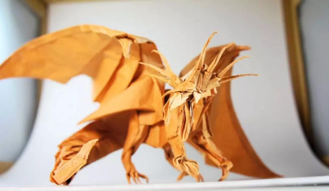 日本小哥创意纸盒制作成品惊艳了,手工一张纸折出龙