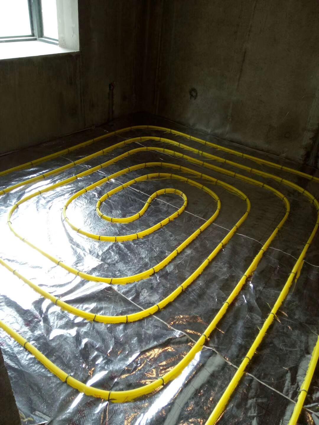 暖气片改地暖管铺设教程,装修重新铺地暖需要拆原地暖吗