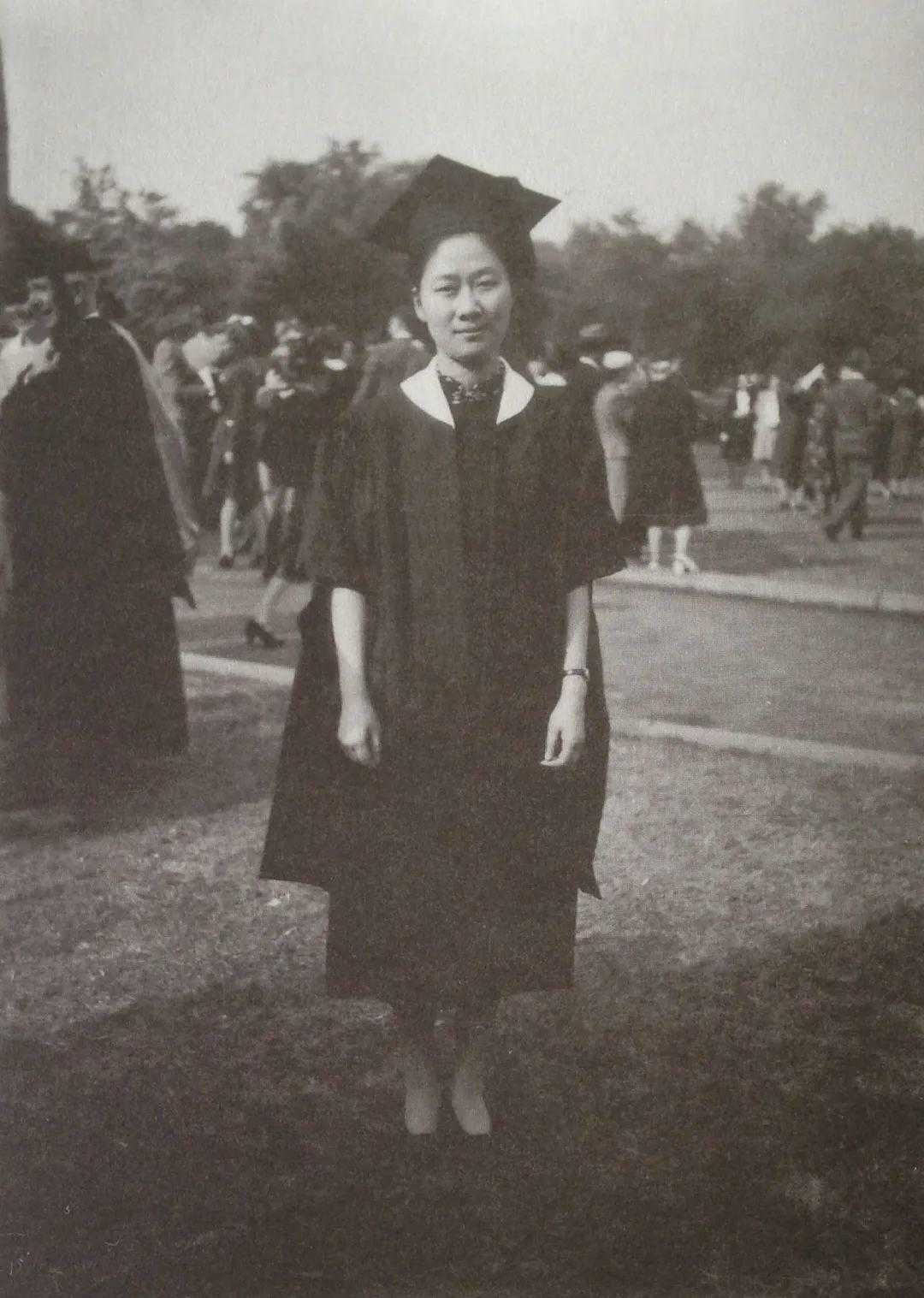 钱钟书称呼杨绛是他的爱人和知己,杨绛和钱钟书的婚姻