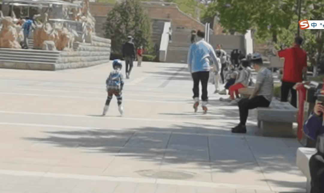 酷骑轮滑护具儿童,轮滑鞋儿童初学者酷骑