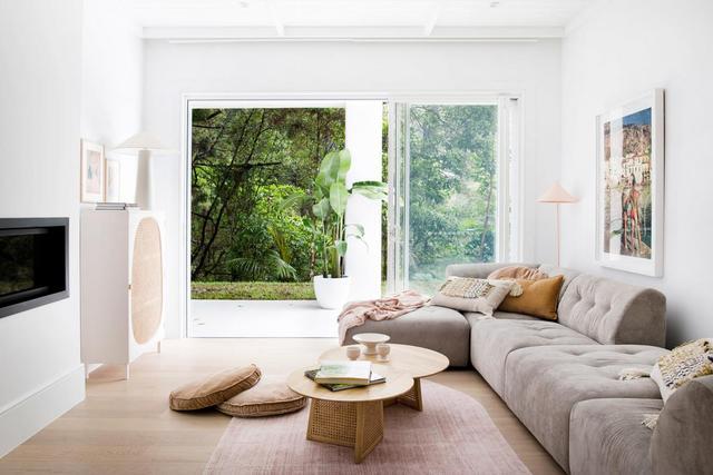 房子走廊有横梁怎么破解,客厅中间有一根横梁怎么破解