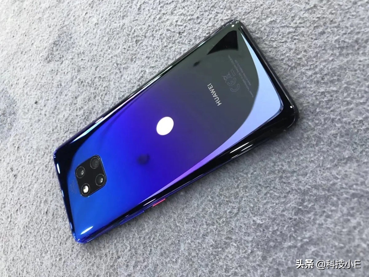 顶级华为清仓，2K曲面屏+无线充电+iP68防水，从5999跌至3499元