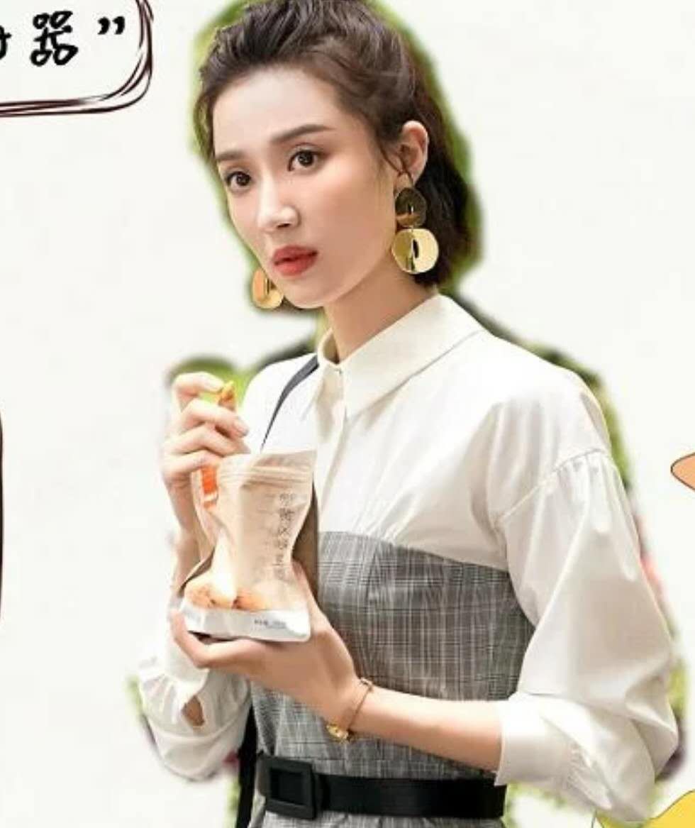 安家朱闪闪穿搭图片,安家朱闪闪穿衣搭配图