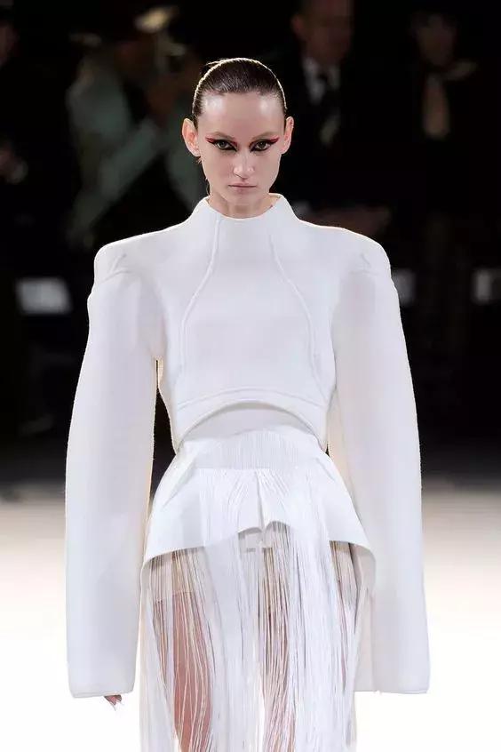 学服装打版必须要学服装设计,服装打版与裁剪教程