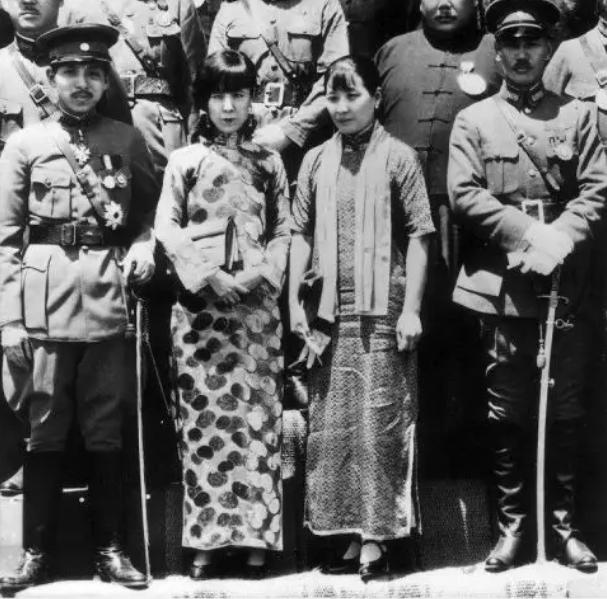 1994年张学良唯一活着的儿子回国,飞机上请人照顾:64岁不会汉语