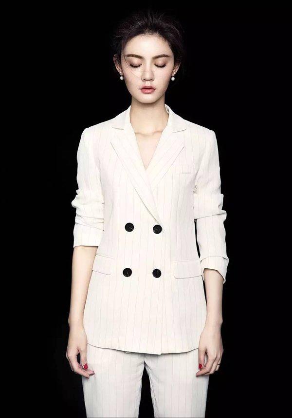 人像写真怎么拍摄好看,拍出杂志大片的效果教程