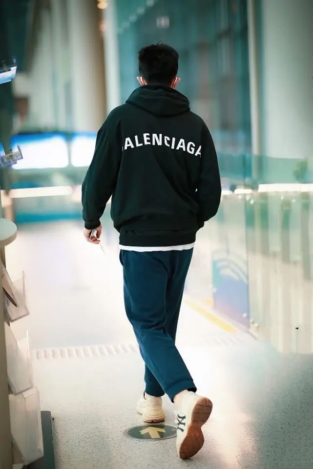 金瀚帅气军人装,金瀚颜值巅峰现代