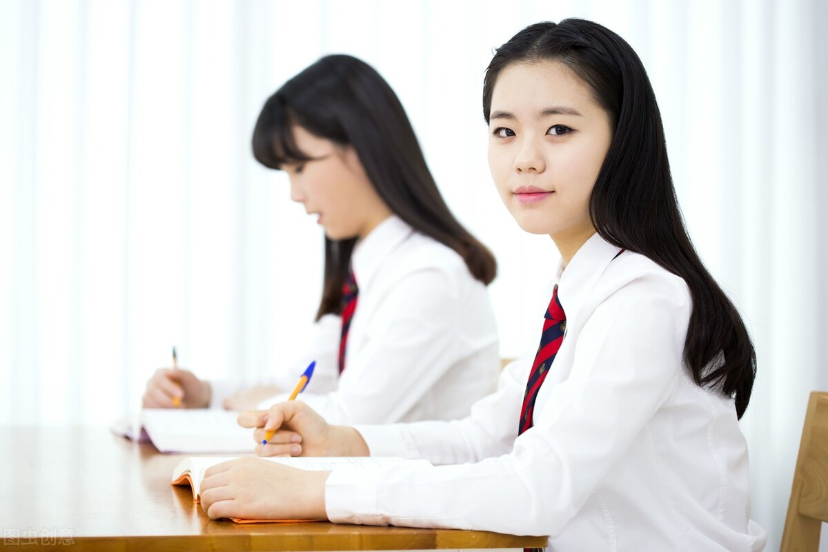 初中生性格懦弱正常吗,解决孩子性格软弱的方法有哪些