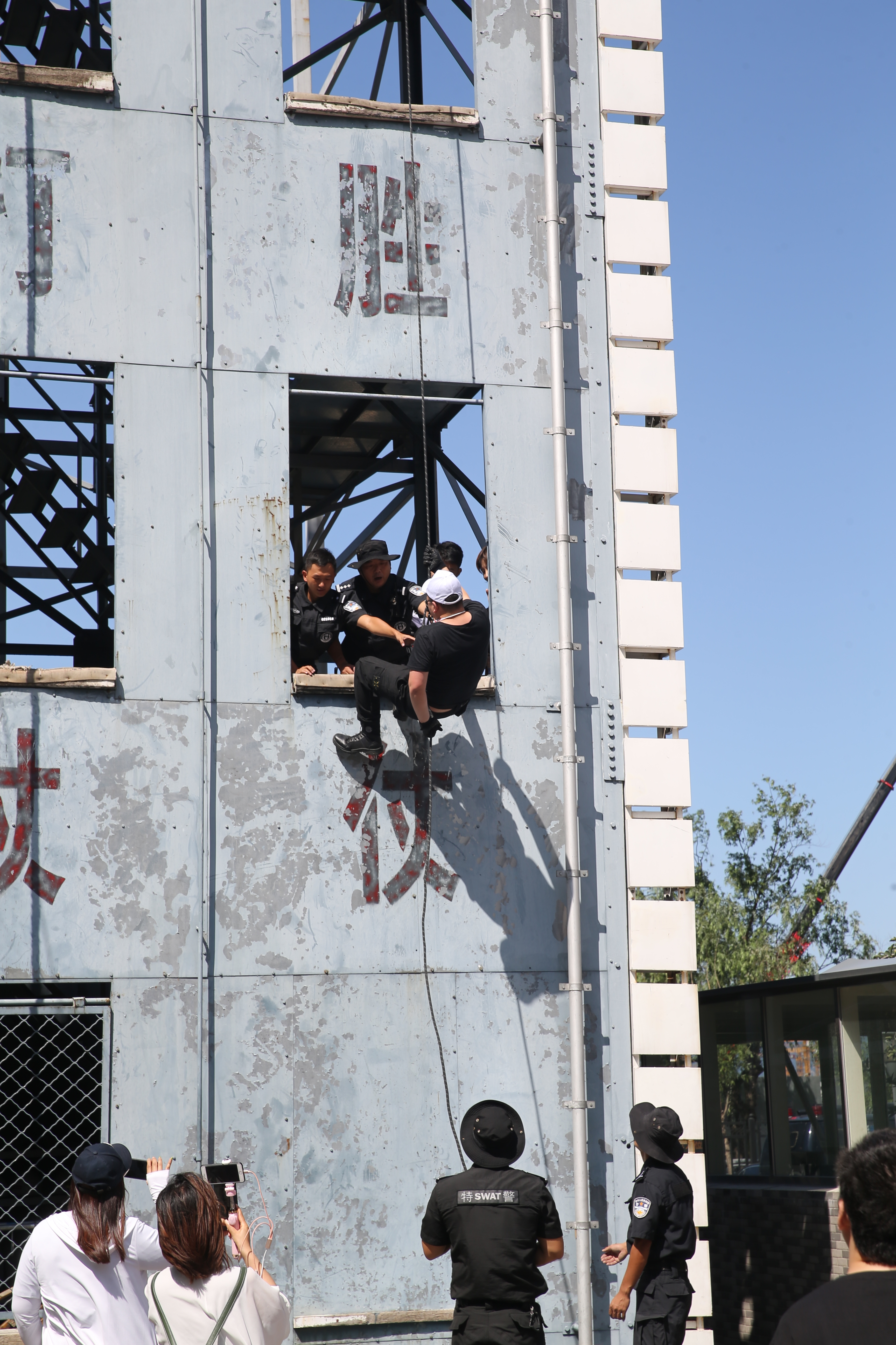 巡特警训练活动,欢乐警营