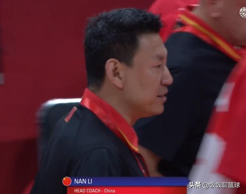 李楠7秒暂停是怎么回事,最后一分钟李楠的反应