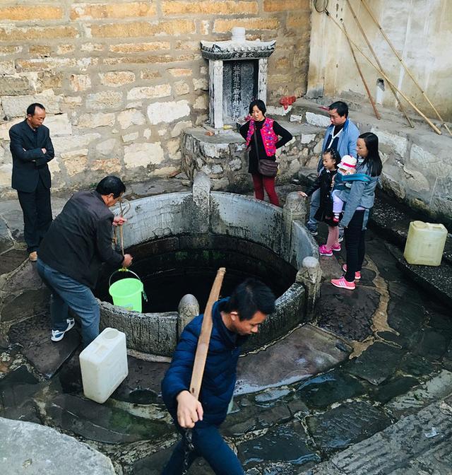 云南建水古城一座依然活着的古城,云南建水古城景点介绍