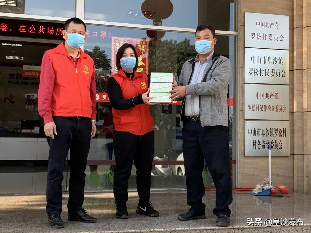 你们义无反顾的背影图片,你们逆行的样子