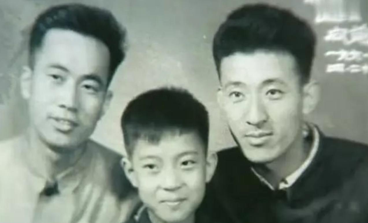 冯巩牛群离开演艺圈,牛群和冯巩后来的关系