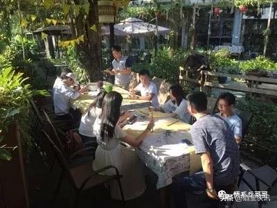 喝酒使人兴奋,为什么喝酒会给人带来快感